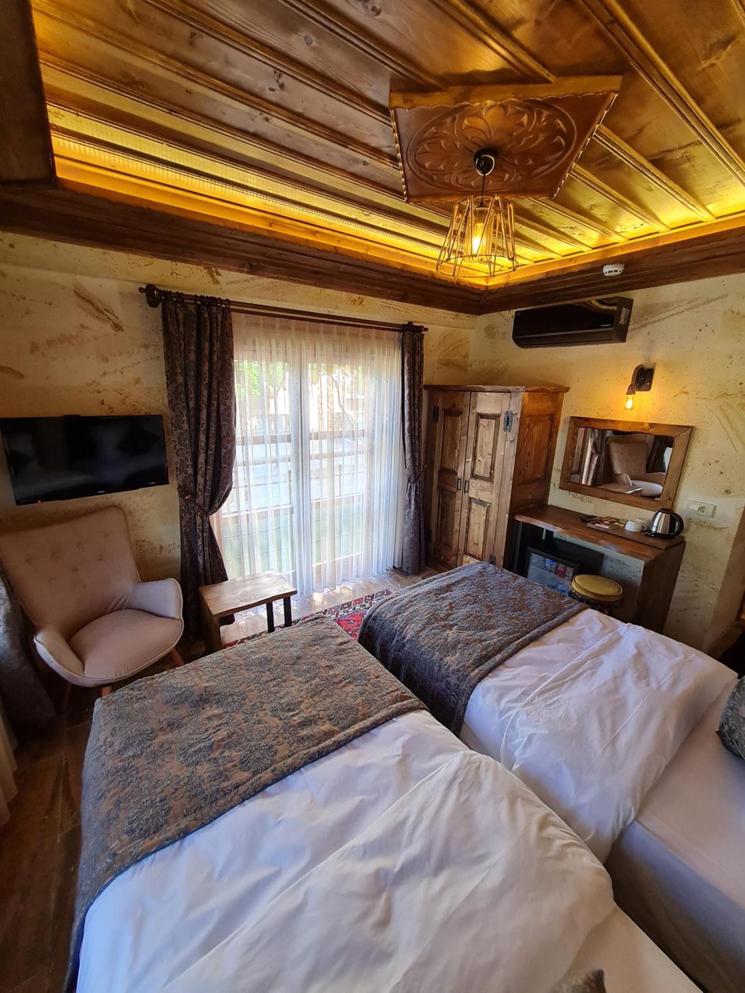 Flavia Cappadocia Hotel Uçhisar Extérieur photo
